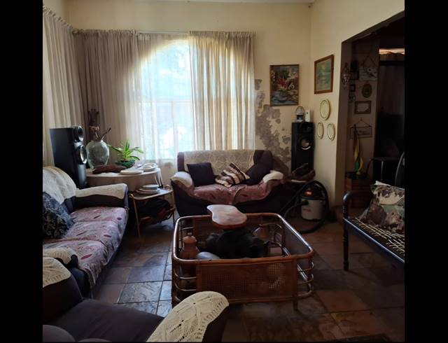 3 BEDROOM HOUSE FOR SALE IN BISHOPS BAY